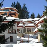 2 Bedroom, 2 Showeroom Suitable For A Family Skication And Remote Working *