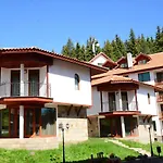 2 Bedroom, 2 Showeroom Suitable For A Family Skication And Remote Working *