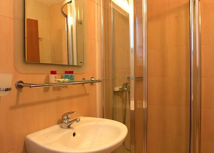 2 Bedroom, 2 Showeroom Suitable For A Family Skication And Remote Working شاليه *