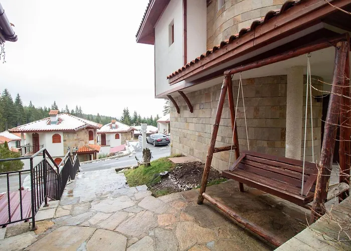 2 Bedroom, 2 Showeroom Suitable For A Family Skication And Remote Working Pamporovo