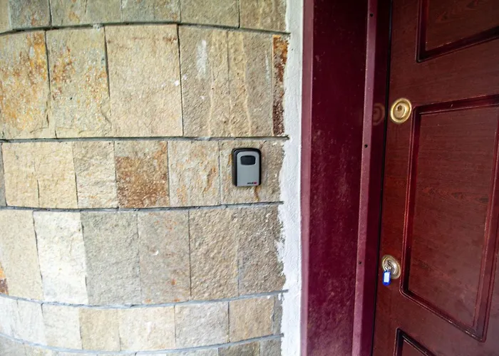 2 Bedroom, 2 Showeroom Suitable For A Family Skication And Remote Working * بامبوروفو