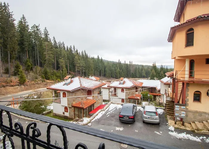 Chalet 2 Bedroom, 2 Showeroom Suitable For A Family Skication And Remote Working *