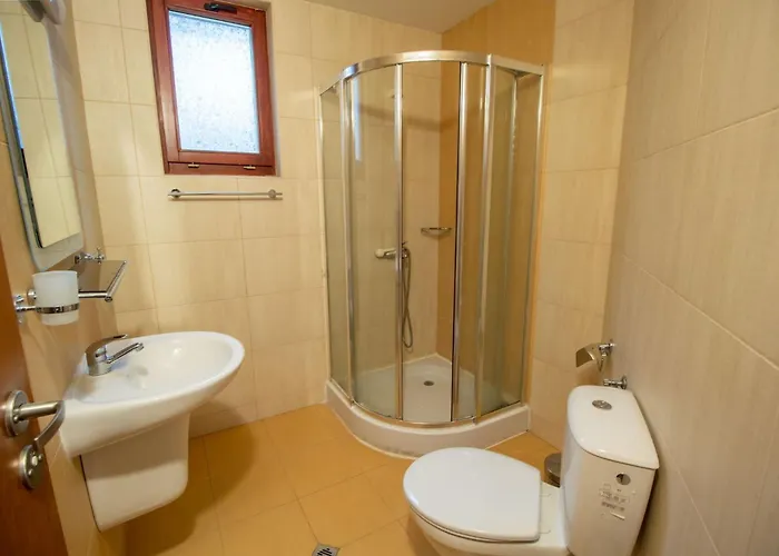 2 Bedroom, 2 Showeroom Suitable For A Family Skication And Remote Working * بامبوروفو