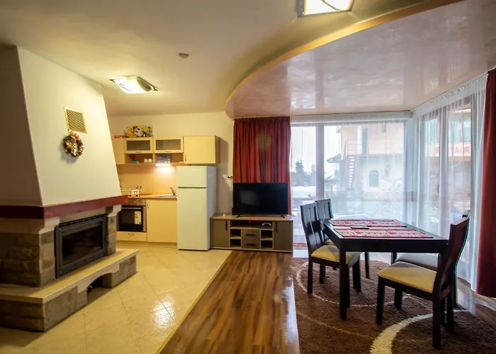 Chalet 2 Bedroom, 2 Showeroom Suitable For A Family Skication And Remote Working *